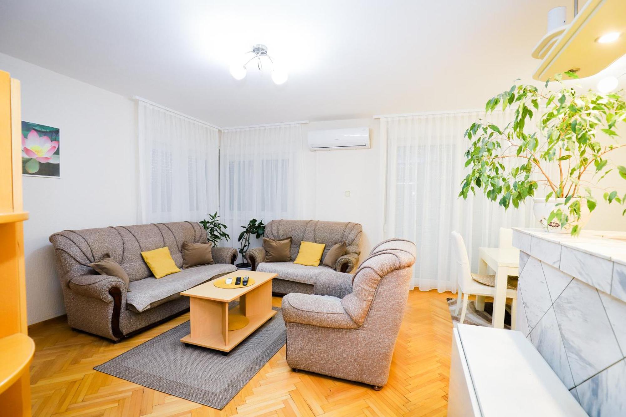Lotus Apartment Vrnjacka Banja Exterior photo